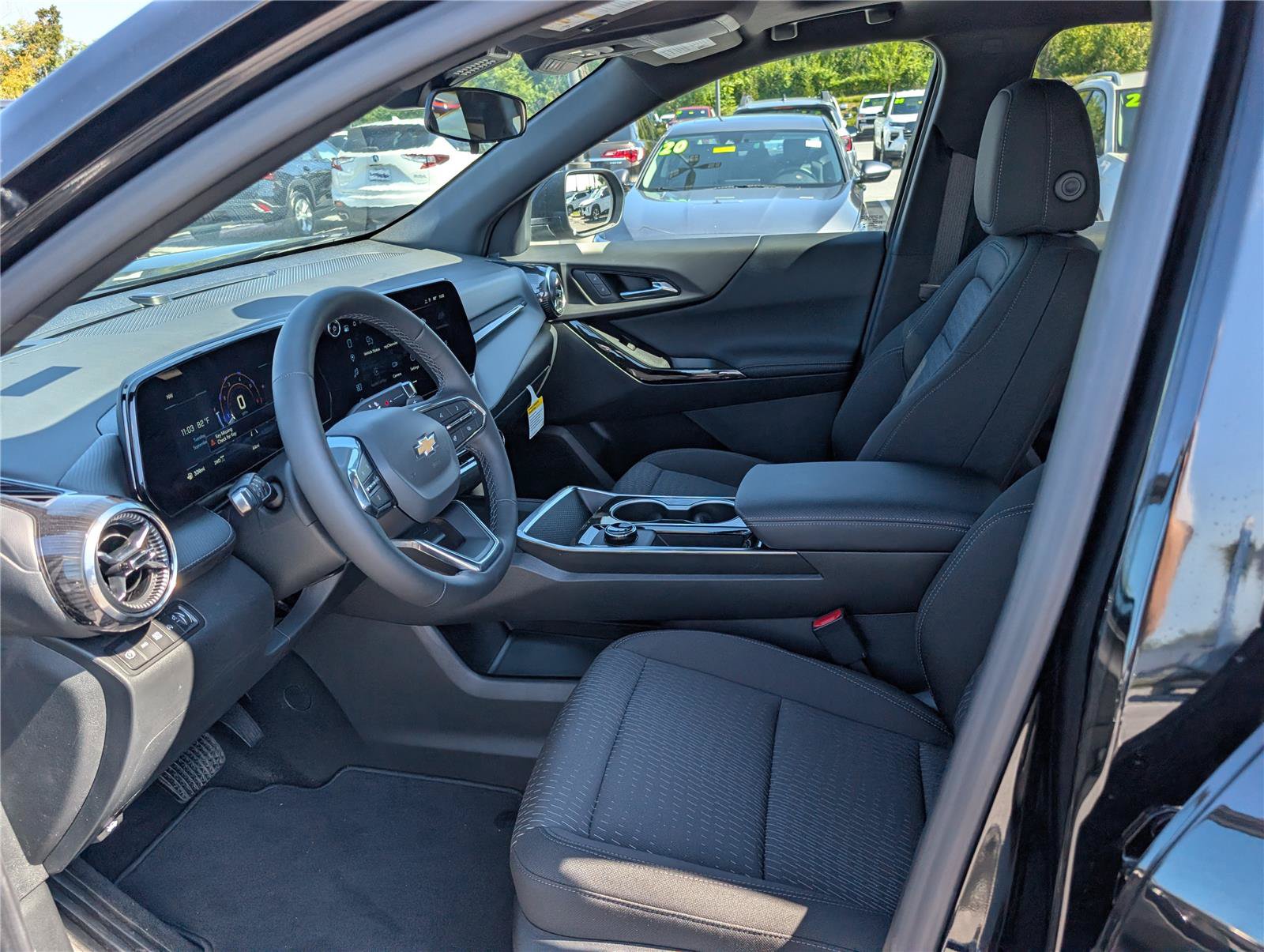 New 2027 Chevrolet Equinox LT AWD/4WD image 11