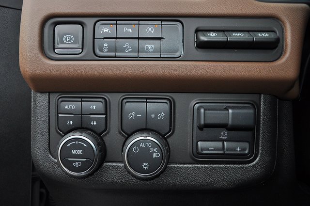 Used 2023 Chevrolet Tahoe High Country image 27