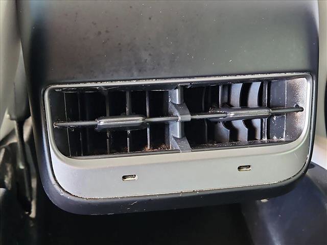 Used 2020 Tesla Model 3 Standard Range image 17