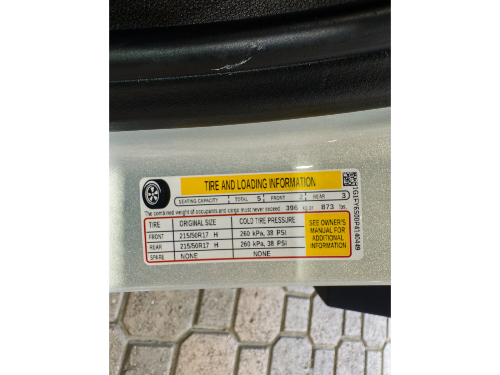 Used 2023 Chevrolet Bolt EUV LT FWD image 29