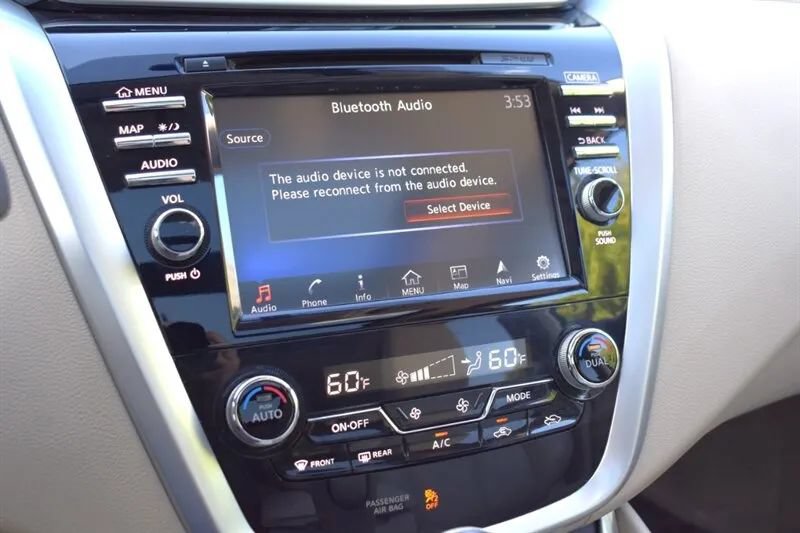 Used 2015 Nissan Murano Platinum w/ Platinum Technology Package AWD/4WD image 22