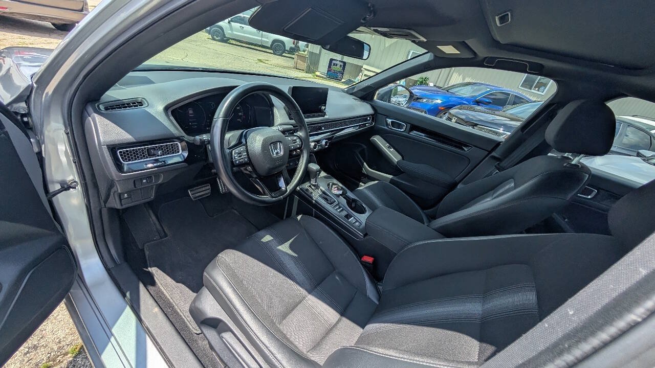 Used 2025 Honda Civic Sport Touring image 9