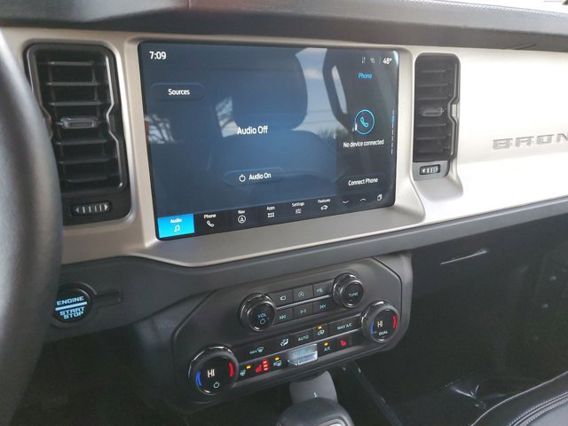 Used 2025 Ford Bronco Outer Banks image 22