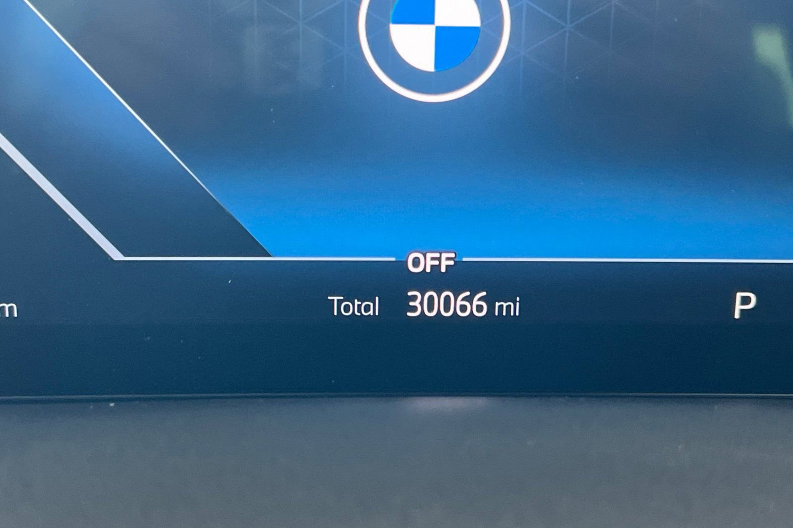 Used 2023 BMW X7 xDrive40i w/ M Sport Package image 27