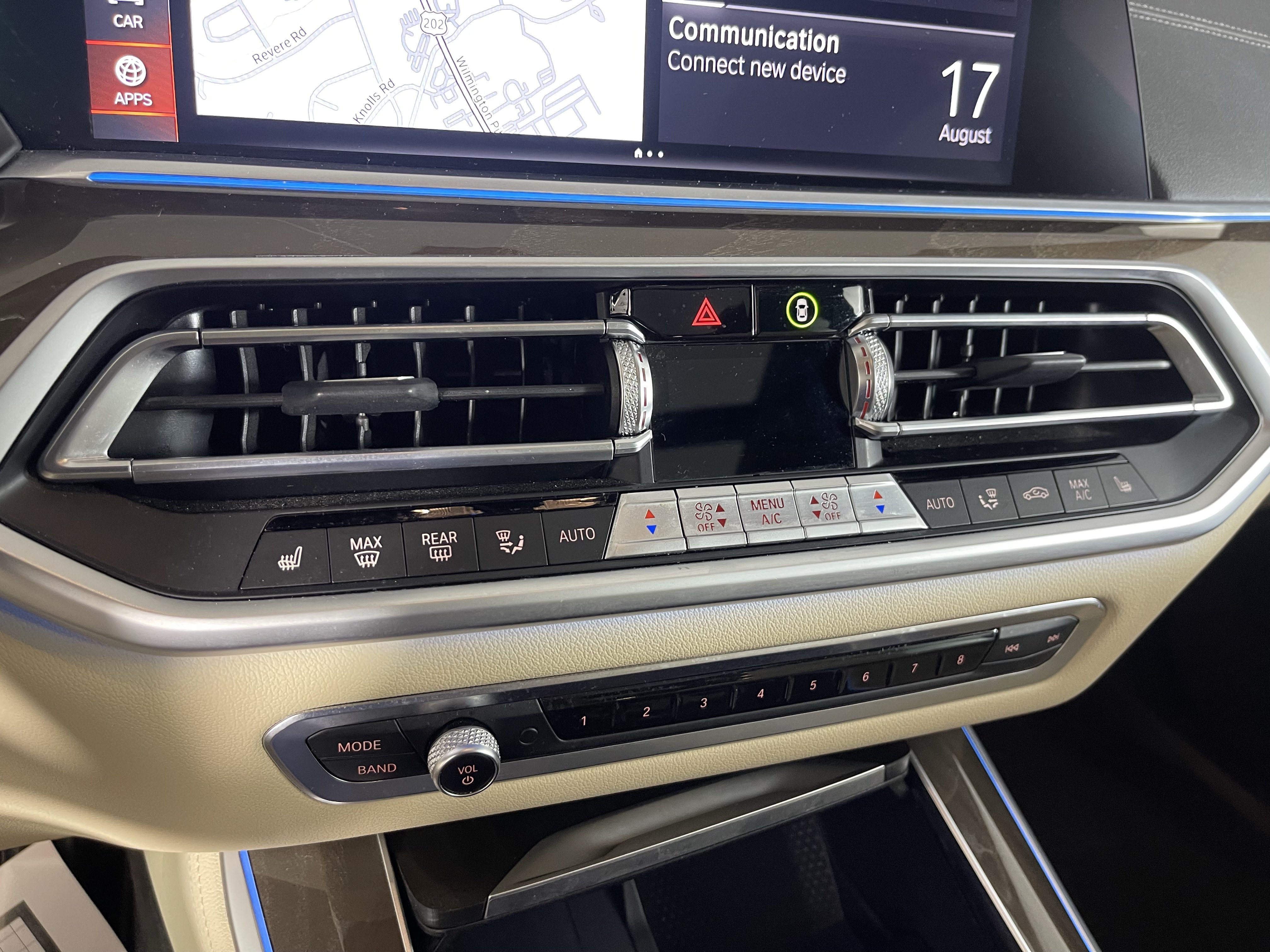 Used 2022 BMW X5 xDrive45e w/ Premium Package AWD/4WD image 14