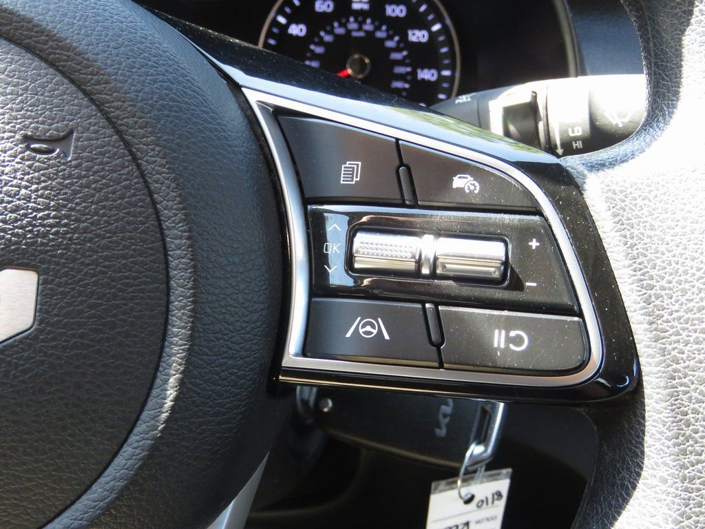 Used 2023 Kia Forte LXS w/ LXS Technology Package image 23