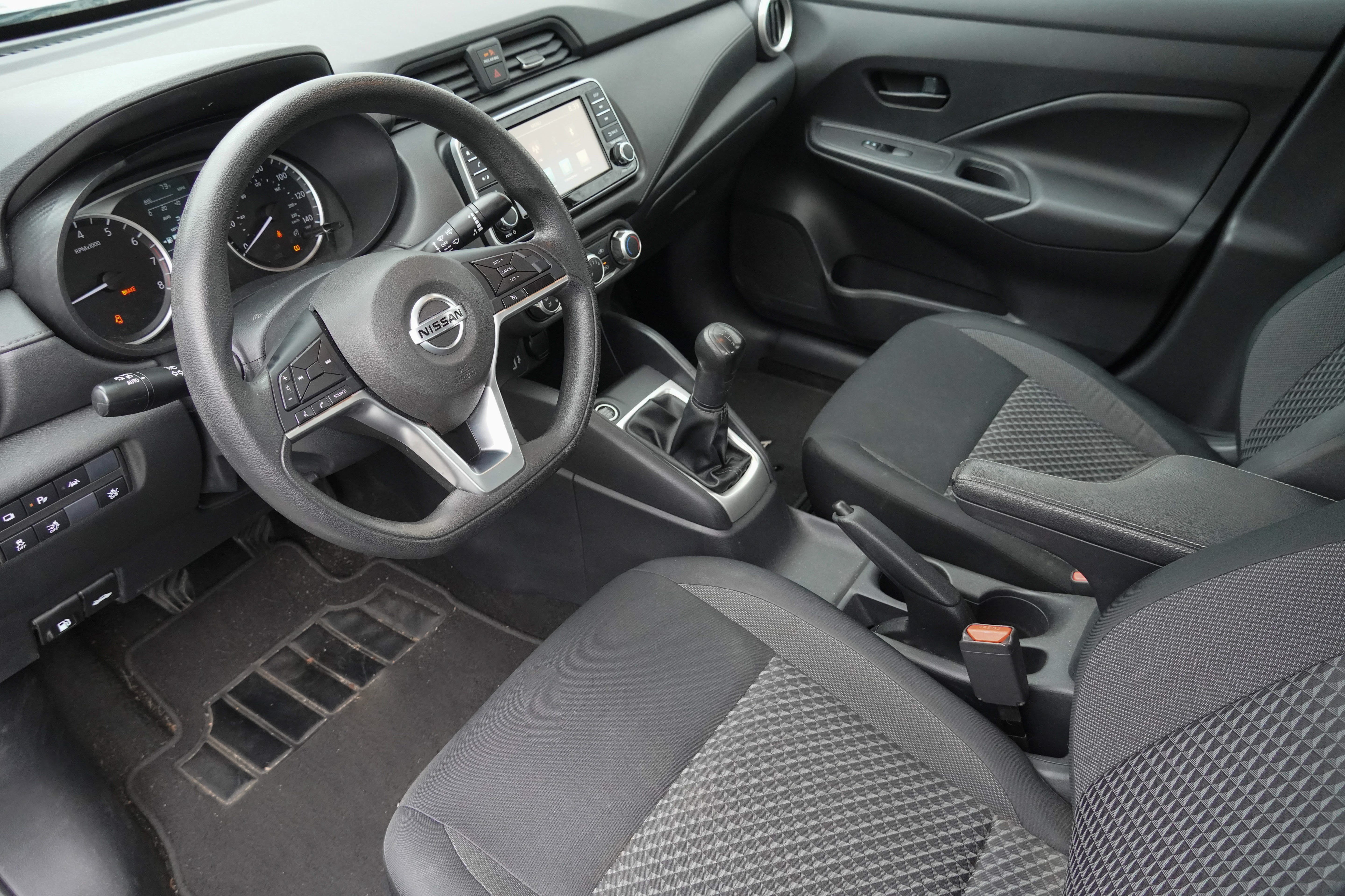 Used 2020 Nissan Versa S FWD image 9