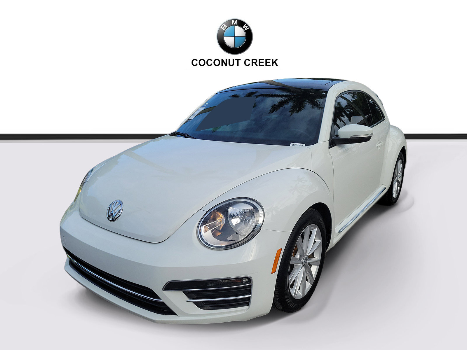 Used 2019 Volkswagen Beetle 2.0T SE FWD image 2