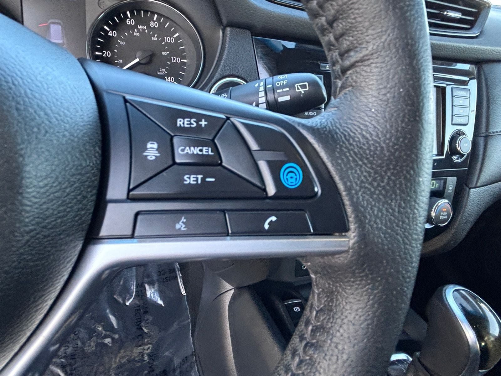 Used 2019 Nissan Rogue SV w/ Sun & Sound Touring Package AWD/4WD image 28