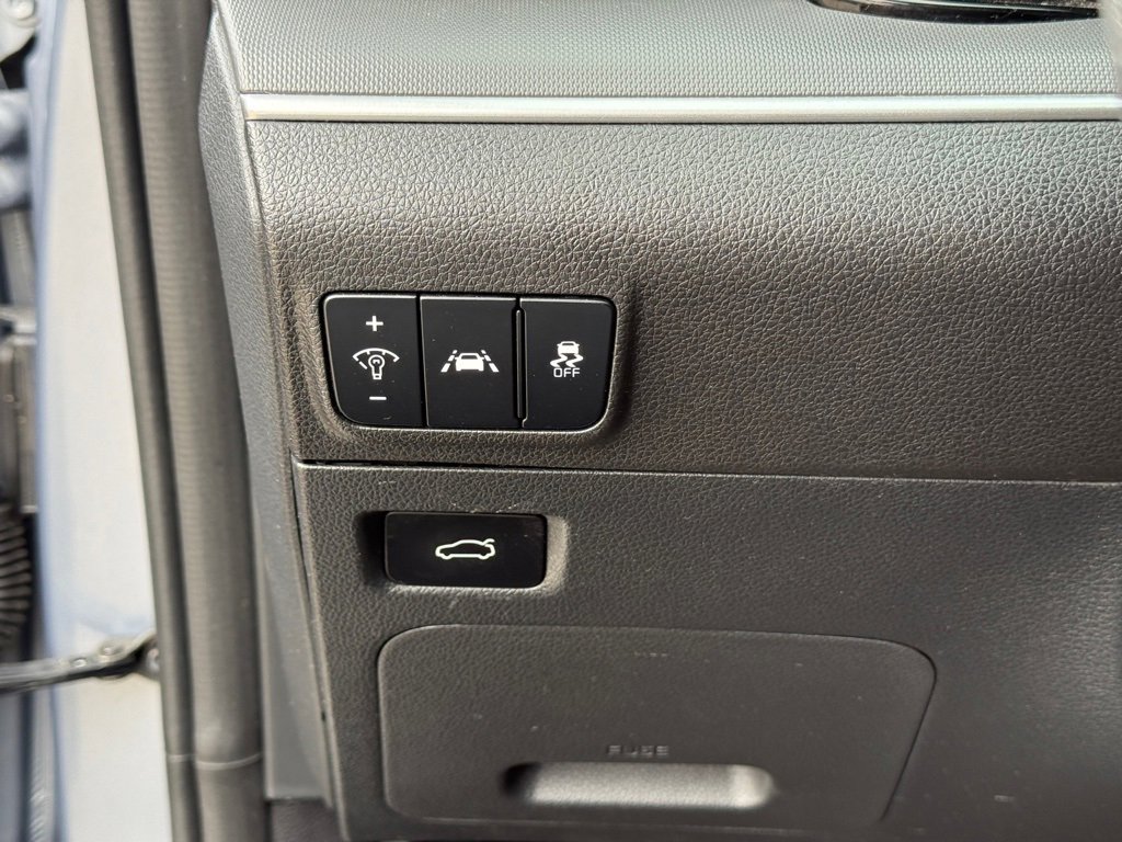 Used 2021 Kia K5 LXS image 17