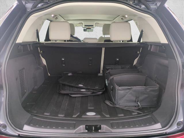 Used 2025 Land Rover Discovery Sport S AWD/4WD image 6