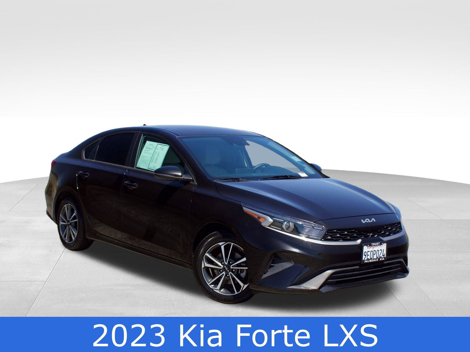 Used 2023 Kia Forte LXS w/ LXS Technology Package