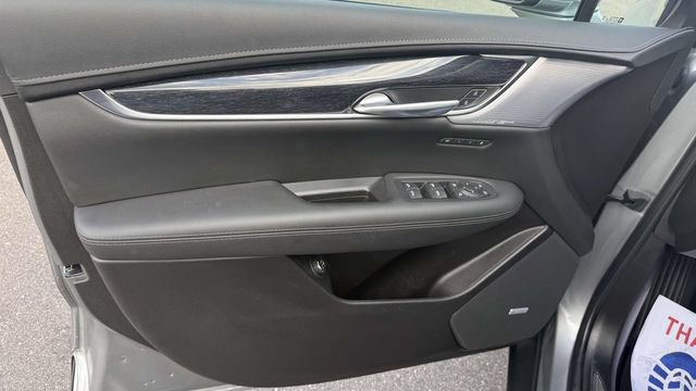 Certified 2024 Cadillac XT5 Premium Luxury FWD image 16