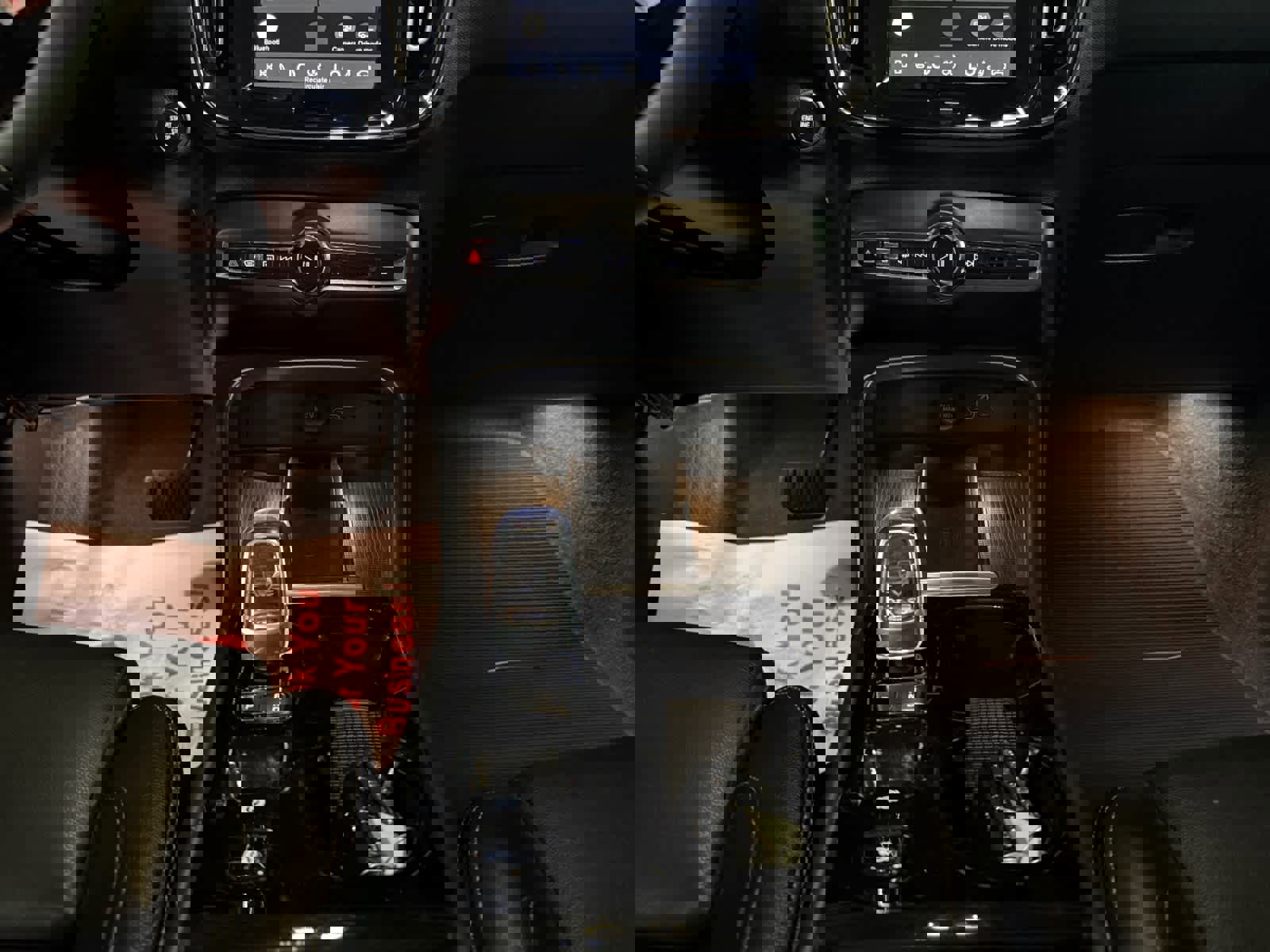 Used 2024 Volvo XC40 B5 Plus AWD/4WD image 15