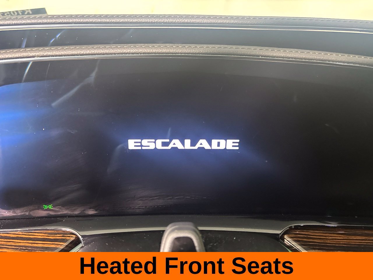 Used 2024 Cadillac Escalade ESV Premium Luxury AWD/4WD image 18