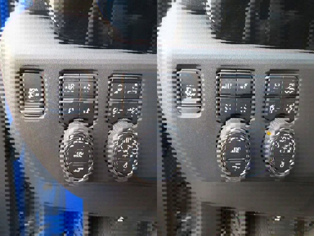 Certified 2025 Chevrolet Silverado 1500 LT Trail Boss w/ LT Trail Boss Premium Package image 28