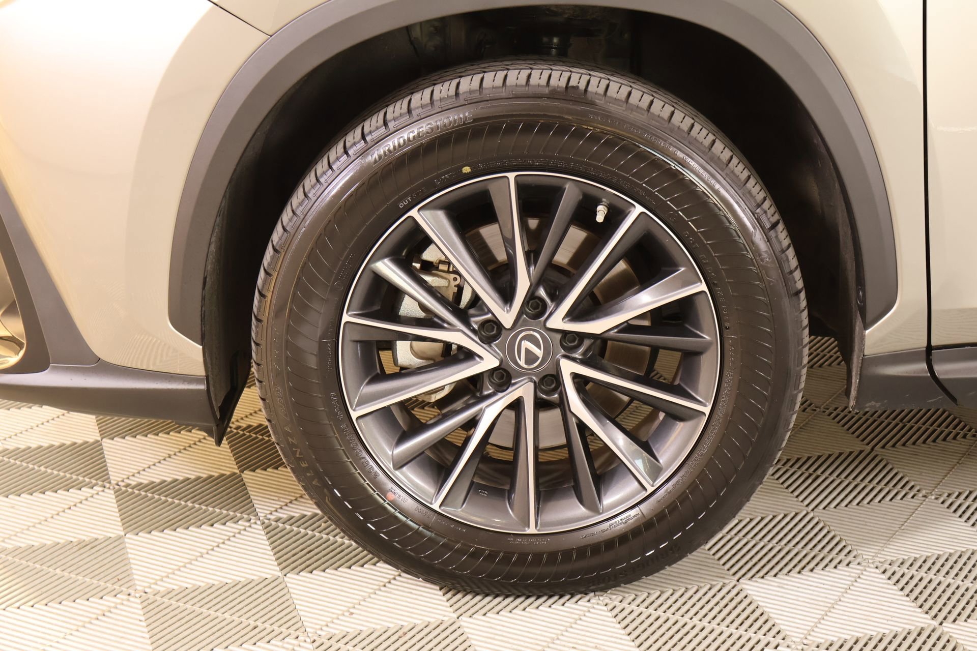 Used 2023 Lexus NX 350 AWD image 18