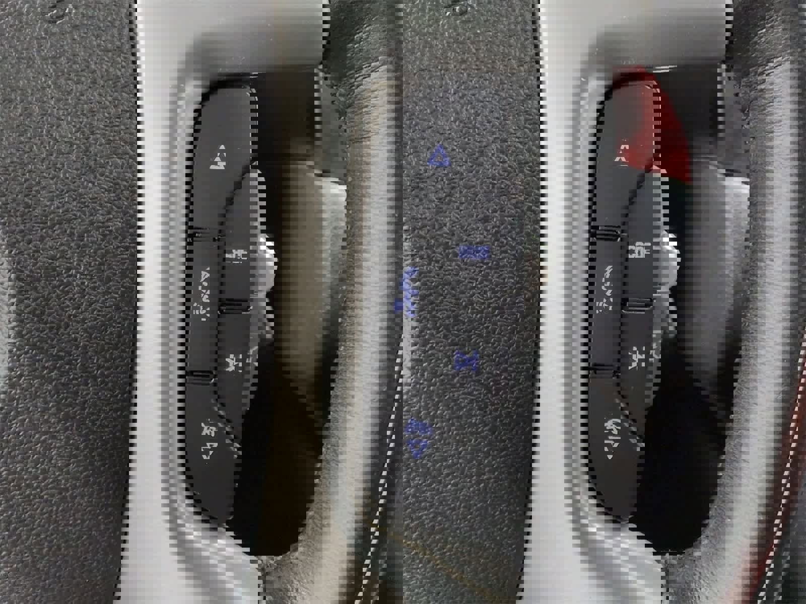 Used 2012 Cadillac Escalade Luxury image 27