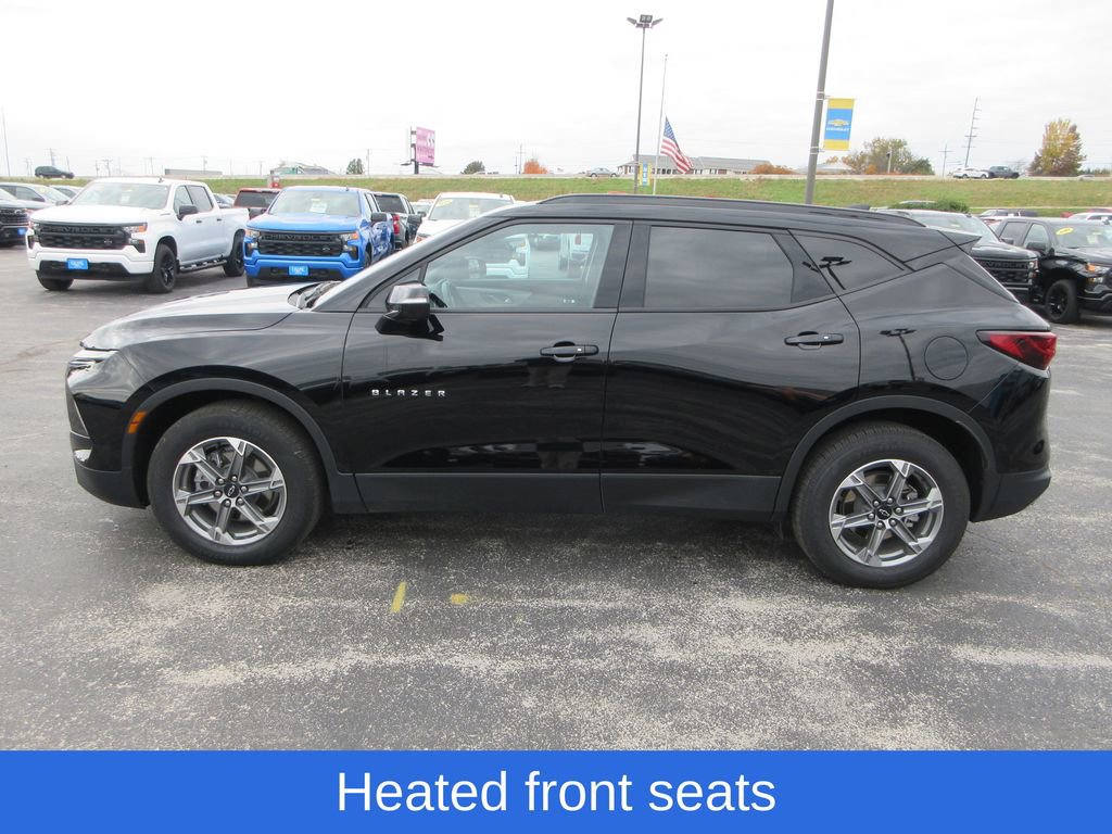 Certified 2023 Chevrolet Blazer LT image 2