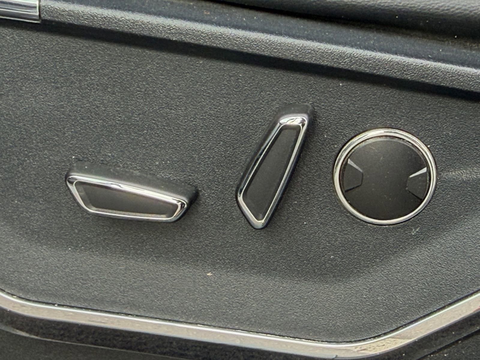 Used 2022 Ford F150 Lariat w/ Equipment Group 502A High image 20