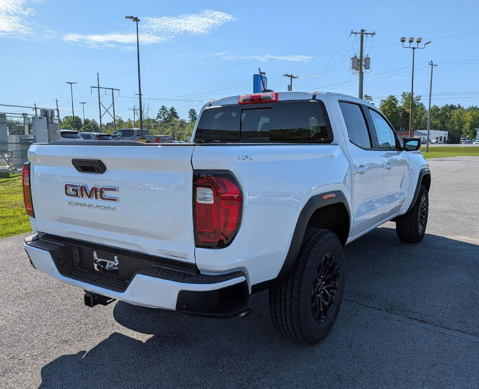 New 2026 GMC Canyon Elevation w/ Convenience Package AWD/4WD image 7