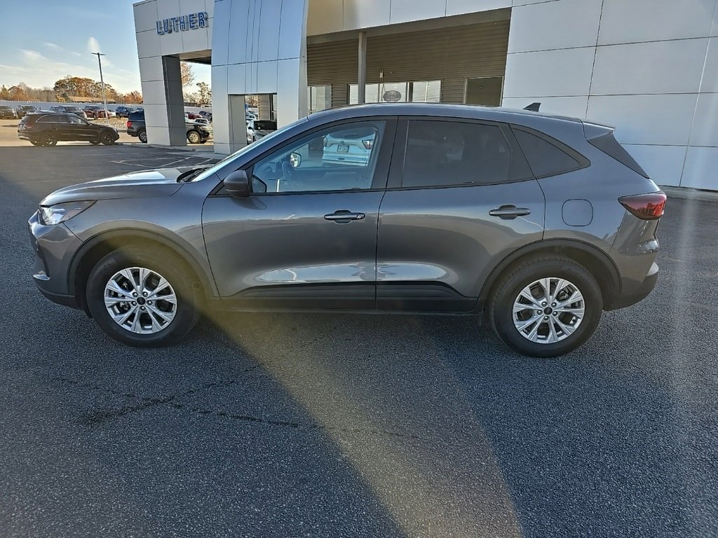Used 2025 Ford Escape Active image 14