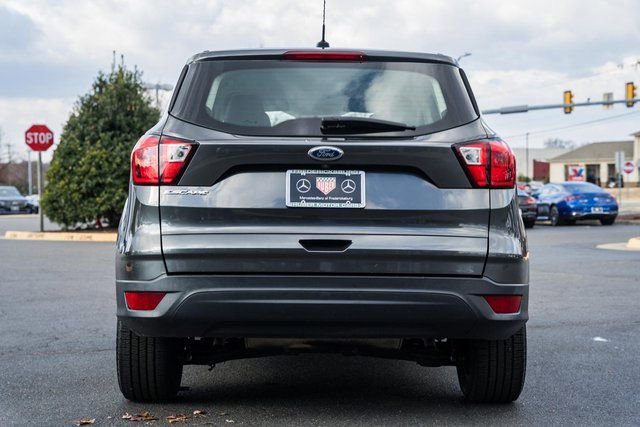 Used 2019 Ford Escape S image 6