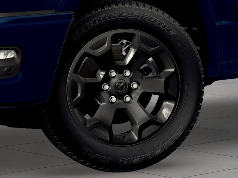 New 2026 RAM 1500 4x4 Crew Cab image 3