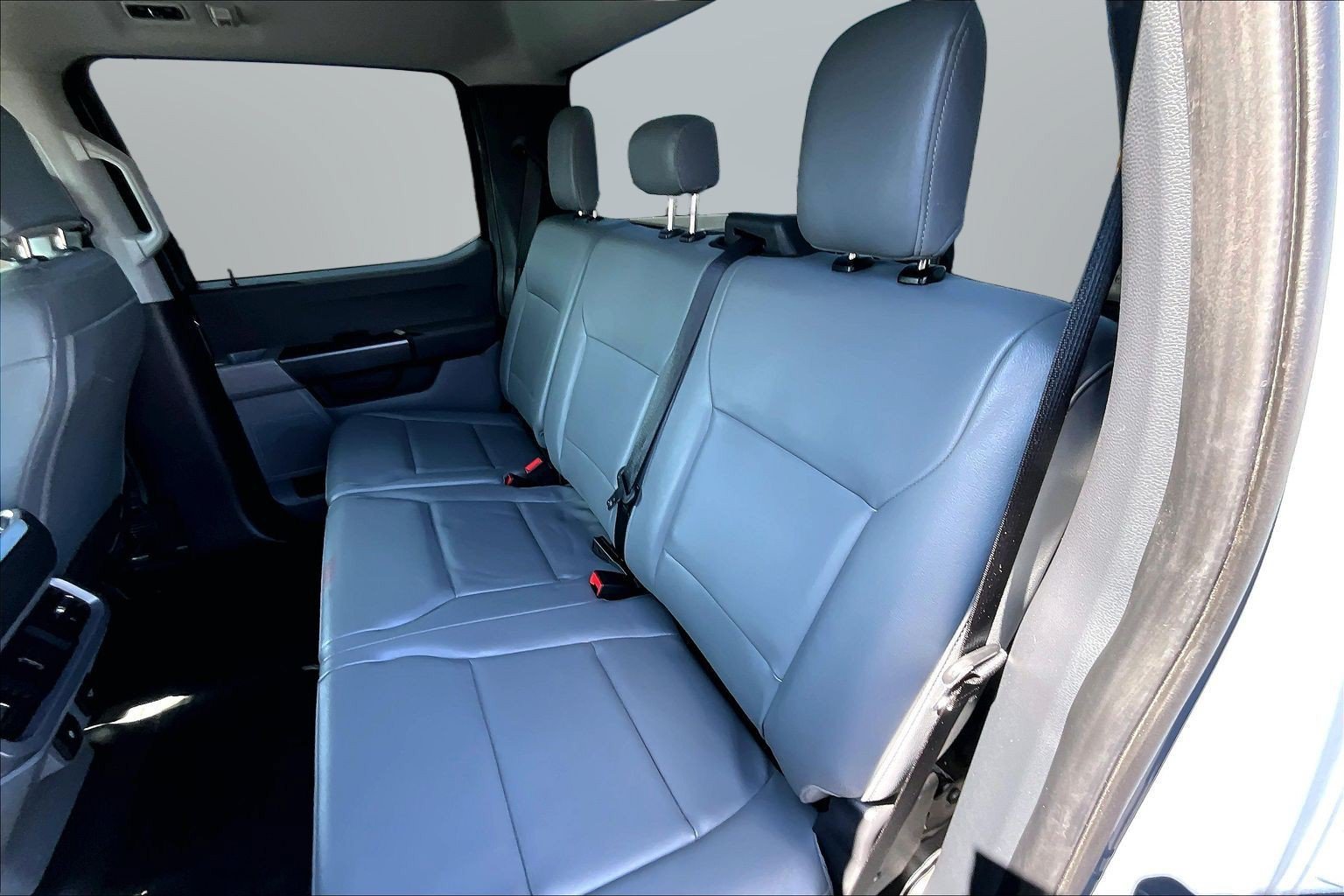Used 2023 Ford F150 Lightning Pro AWD/4WD image 18