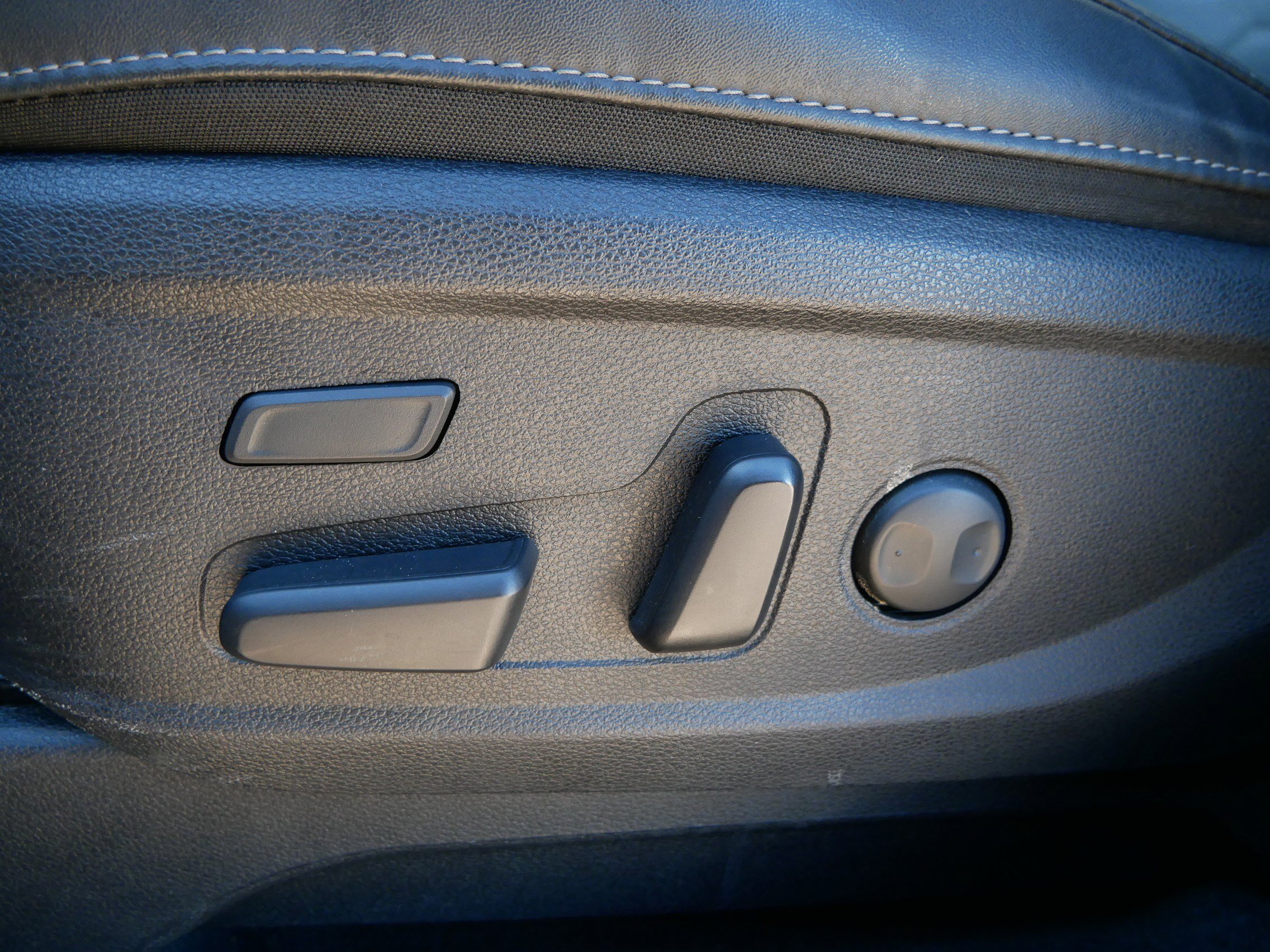 Used 2022 Kia Telluride SX w/ SX Prestige Package image 23