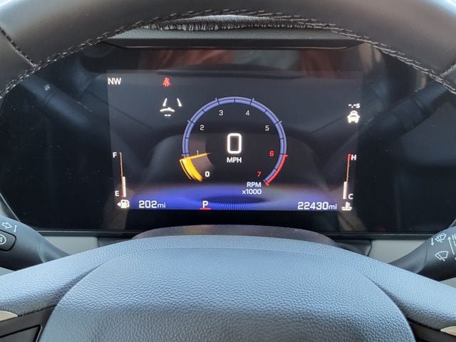 Used 2024 Chevrolet TrailBlazer LT w/ LT Cold Weather Package FWD image 13