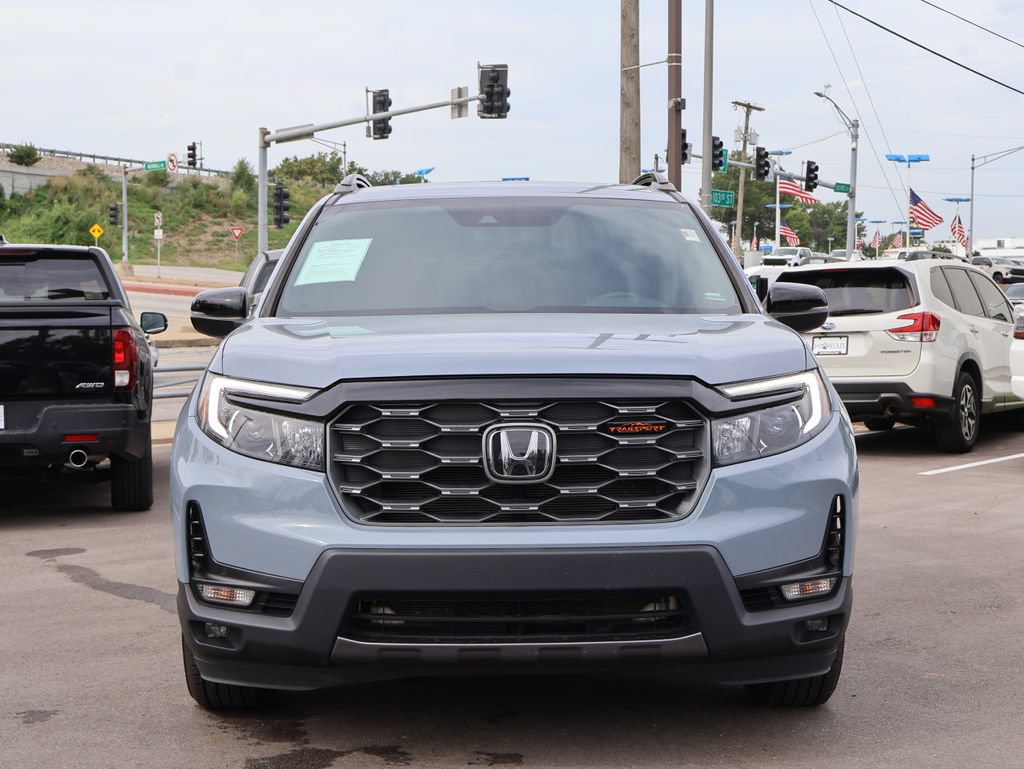Certified 2023 Honda Passport TrailSport image 2