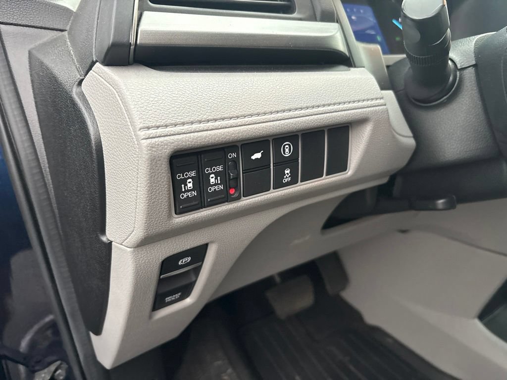 Used 2022 Honda Odyssey EX-L image 19