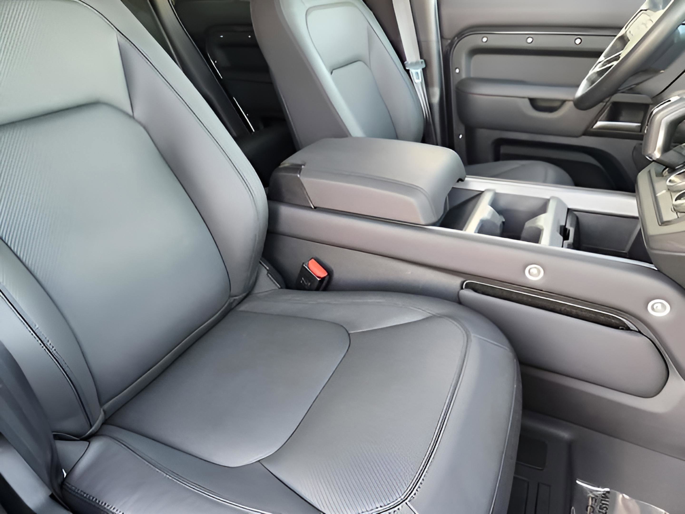 Certified 2025 Land Rover Defender 110 X image 14