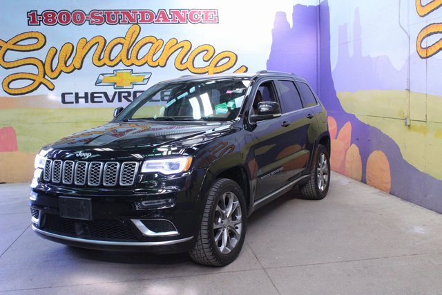 Used 2019 Jeep Grand Cherokee Summit image 2