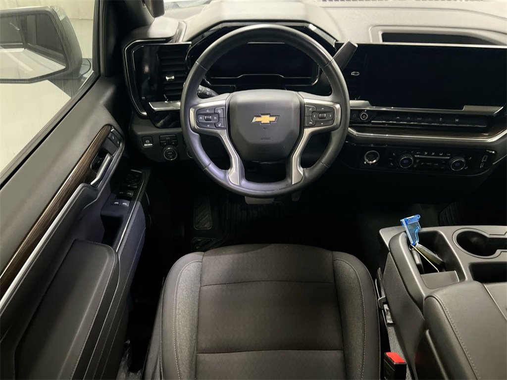 Used 2024 Chevrolet Silverado 1500 LT image 20