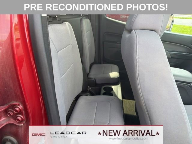 Used 2016 Chevrolet Colorado W/T w/ WT Convenience Package AWD/4WD image 13