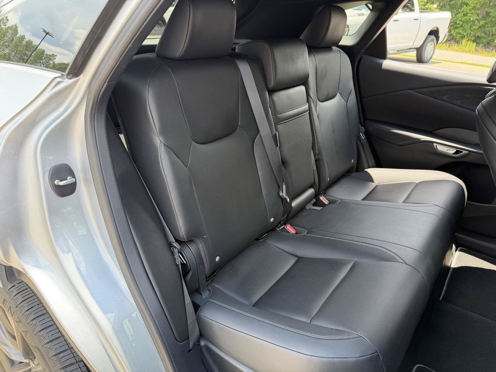 Used 2024 Lexus RX 350 F Sport w/ Technology Package AWD/4WD image 19