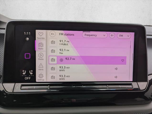 Used 2024 Volkswagen Atlas Cross Sport SEL Premium R-Line image 18