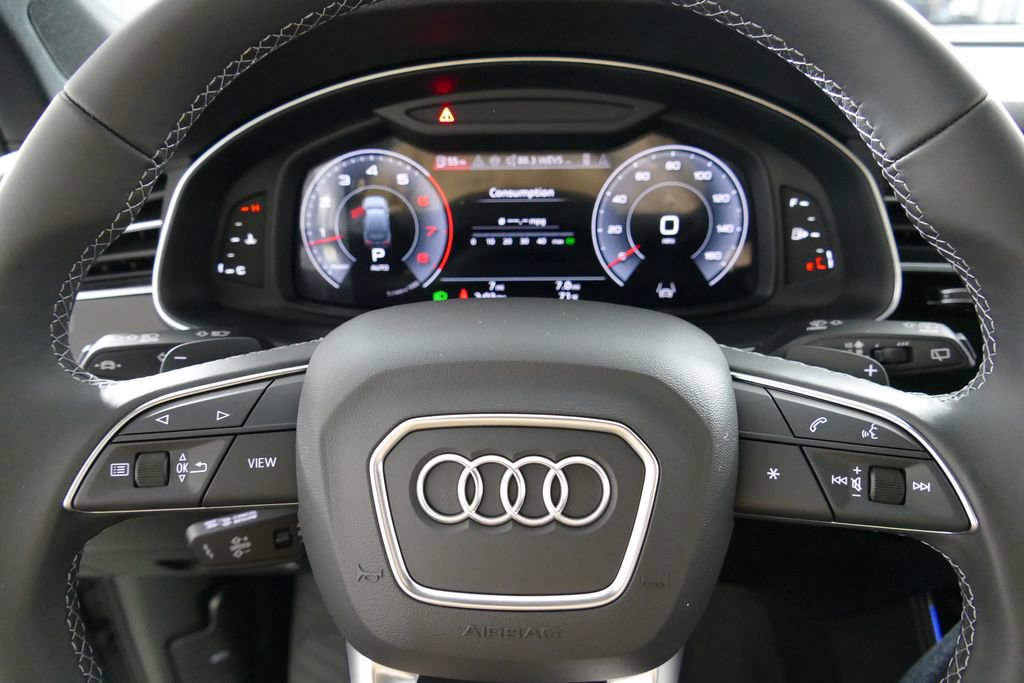 New 2026 Audi Q7 3.0T Premium Plus AWD/4WD image 15