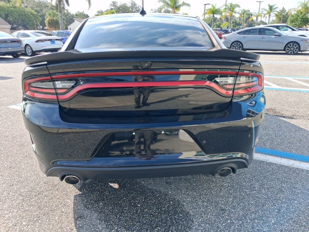 Used 2022 Dodge Charger R/T w/ Blacktop Package RWD image 6