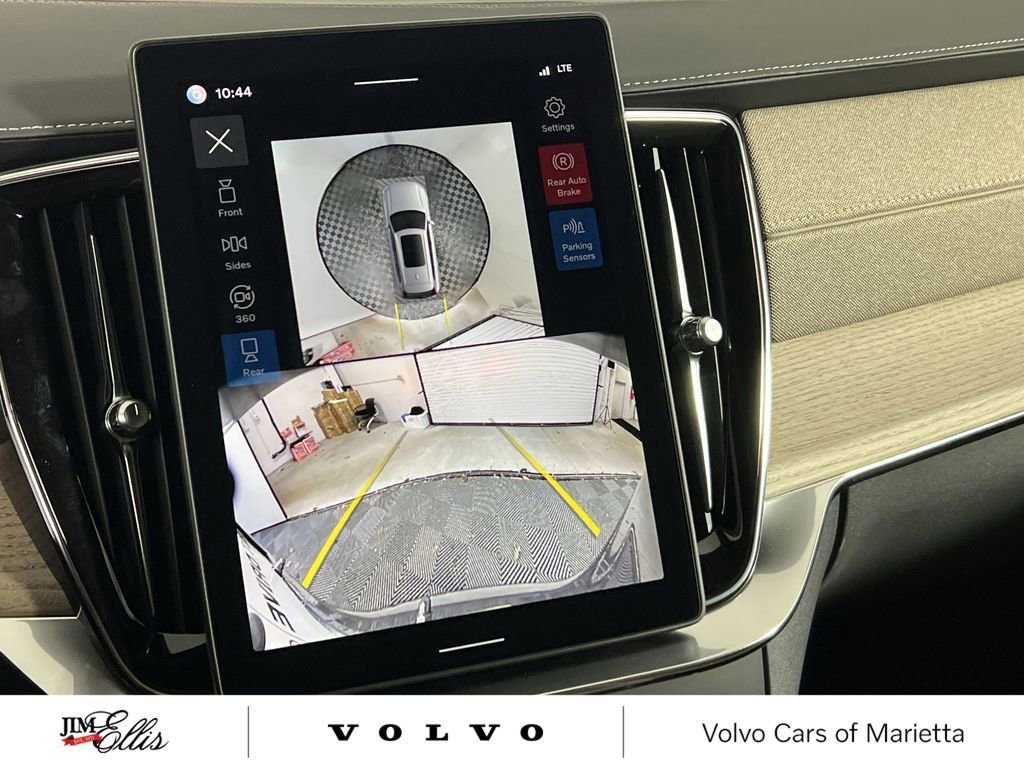 New 2026 Volvo XC90 B5 Plus w/ Protection Package image 22