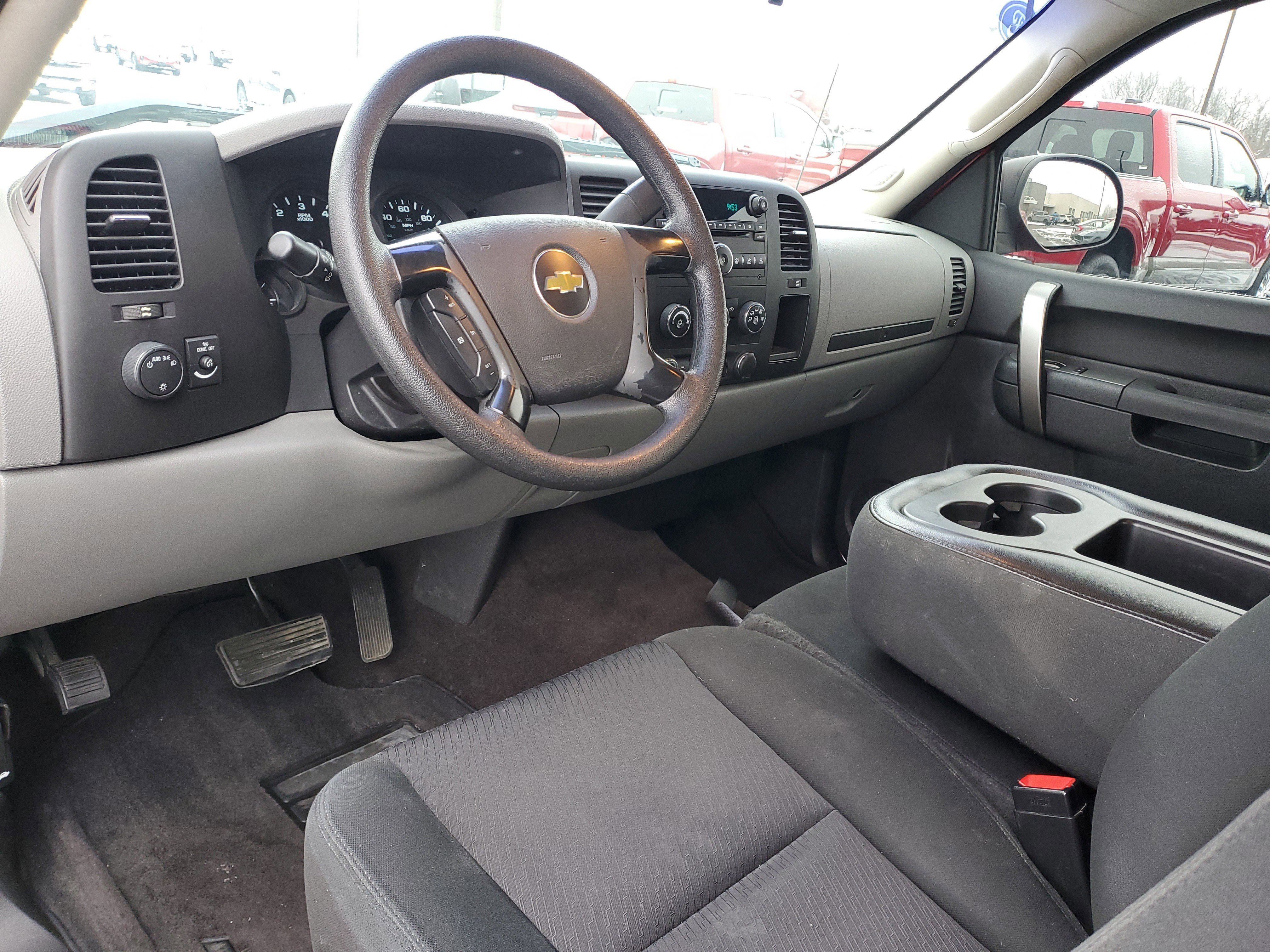 Used 2011 Chevrolet Silverado 1500 LS image 17