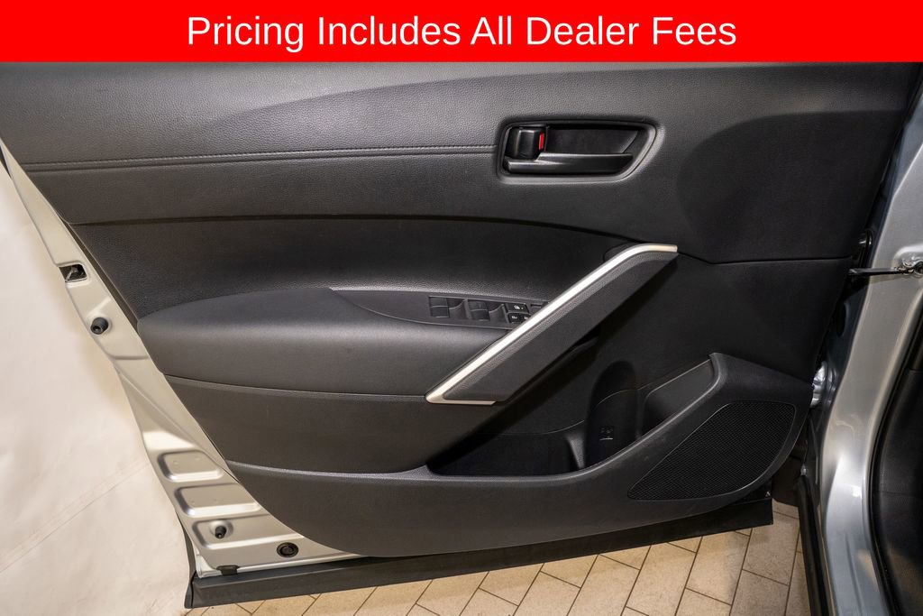Used 2024 Toyota Corolla Cross LE AWD/4WD image 10