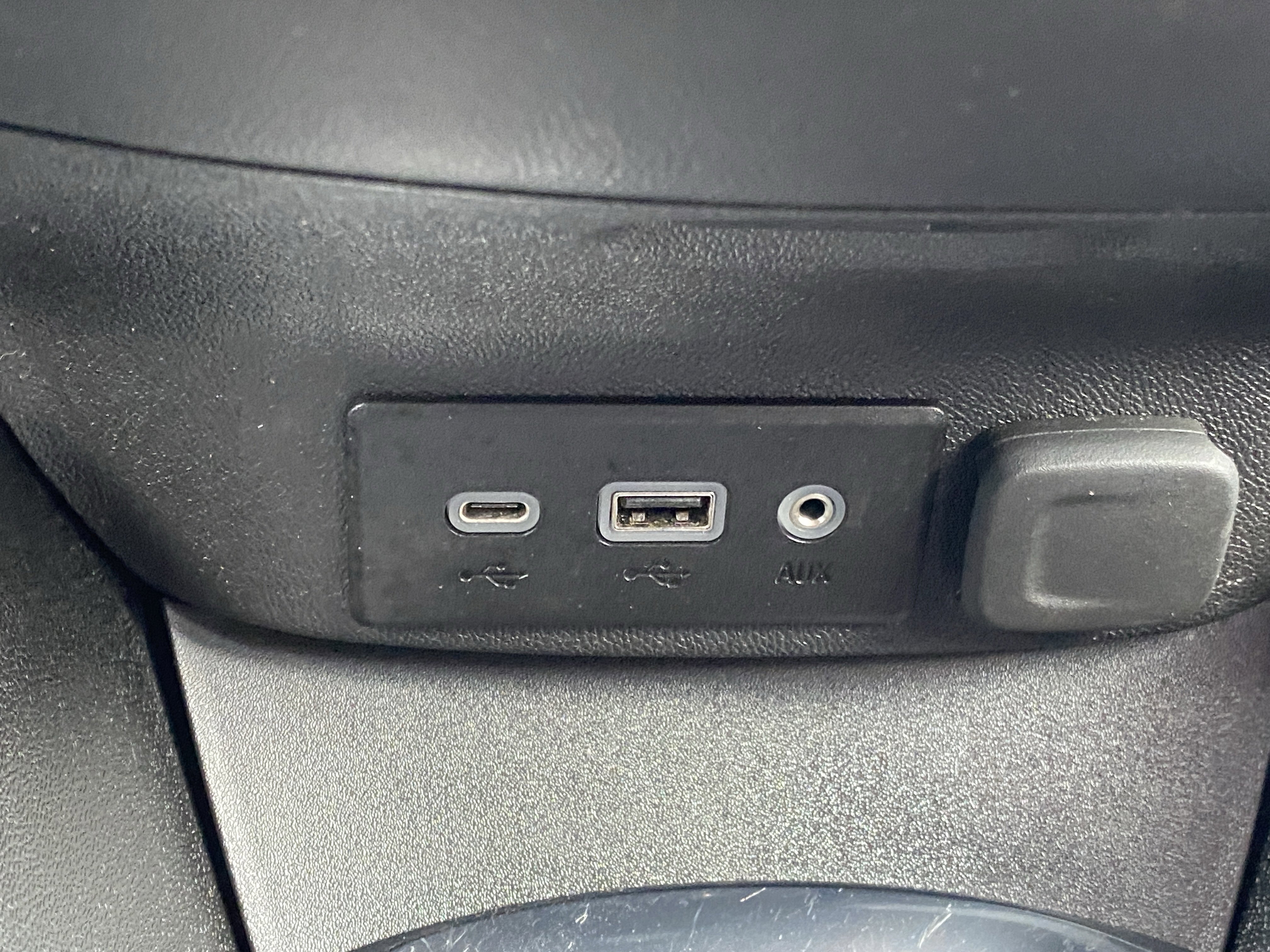 Used 2024 Chevrolet Malibu LT image 22