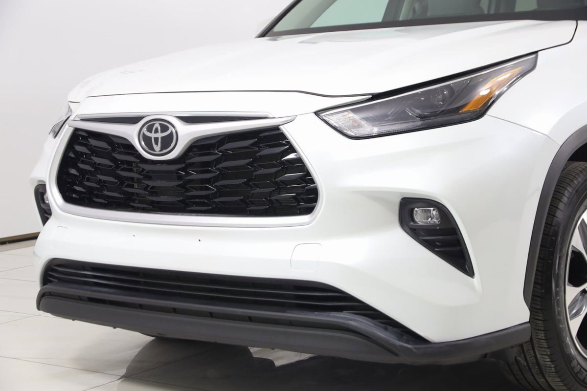 Used 2023 Toyota Highlander XLE image 54