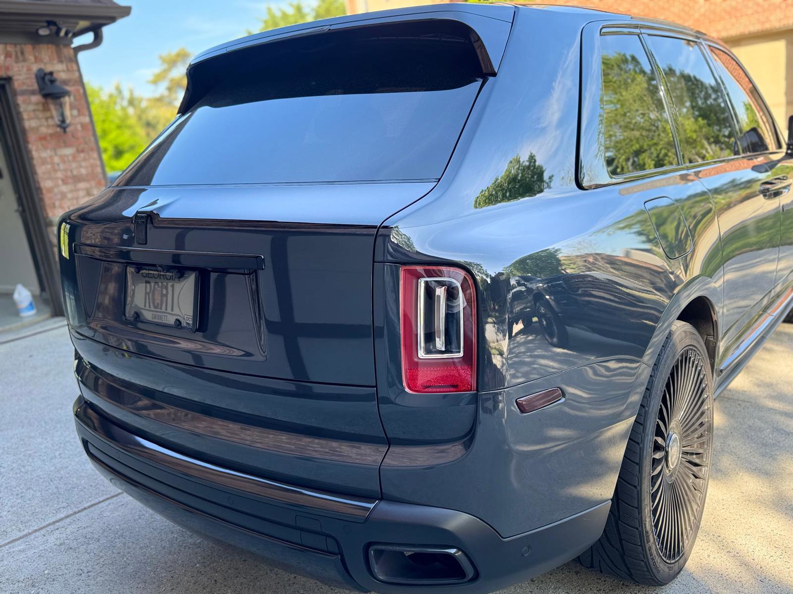 Used 2021 Rolls-Royce Cullinan image 19