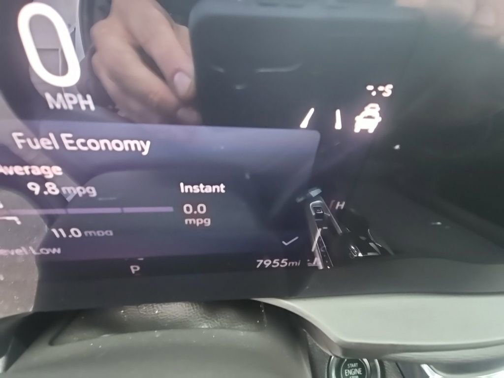 Used 2025 Buick Envista Preferred w/ Convenience I Package image 11