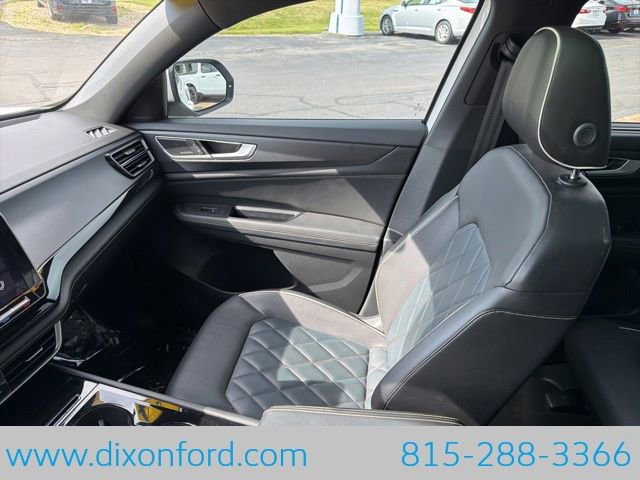 Used 2024 Volkswagen Atlas Cross Sport SEL Premium R-Line AWD/4WD image 22