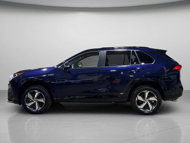 Used 2021 Toyota RAV4 SE w/ Weather & Moonroof Package AWD/4WD image 6